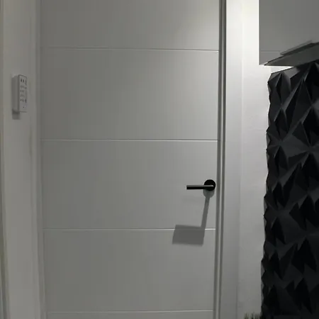 Work Apartment *